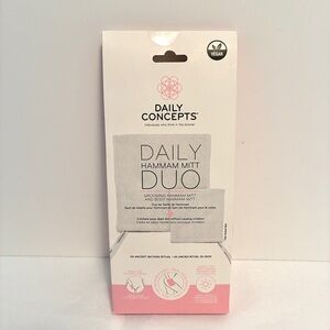 Daily Concepts Daily Hammam Mitt Duo Grooming & Body Mitts New in Box